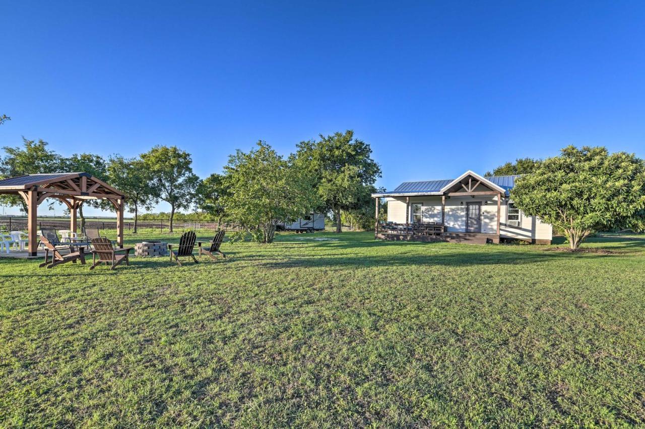 House On Cattle Farm Central To Temple And Waco Lorena Exterior foto